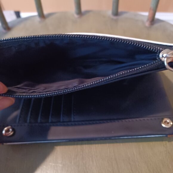 GUESS Handbag Satchel Black & White Striped with Wallet Beautiful Condition - Picture 16 of 16